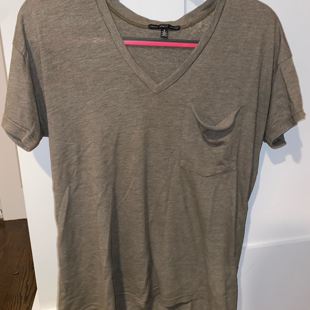 Green t shirt